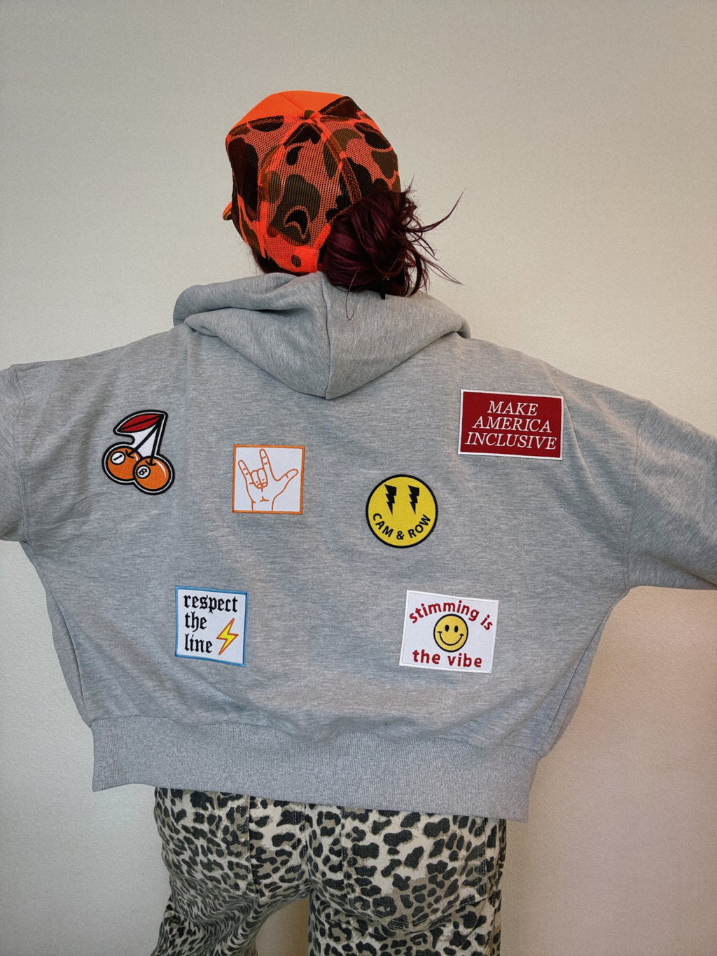 Gray Patch Cropped Zip-Up – Neurodiversity Design